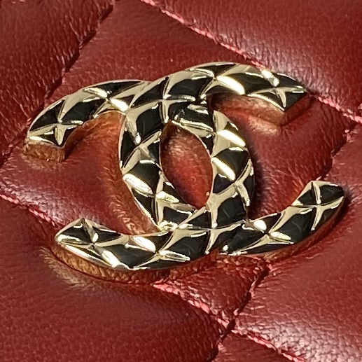 Ch**el cosmetic bags